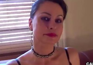 Vibrator user decides to cum on cam for real